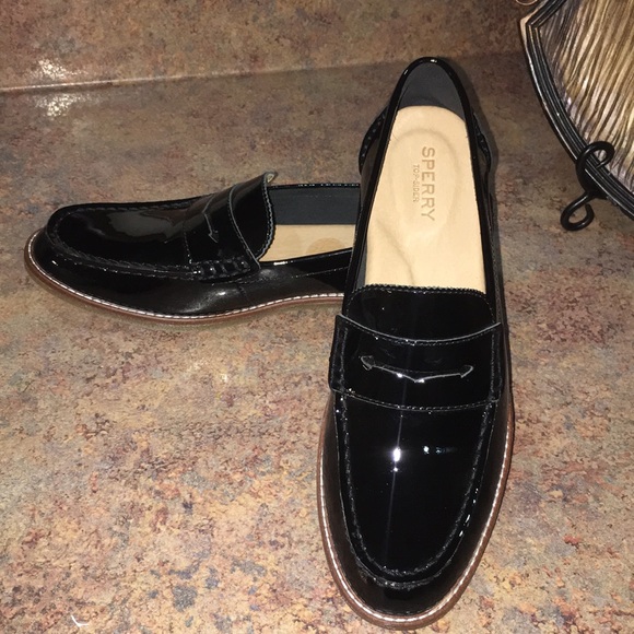 sperry women's seaport penny loafer